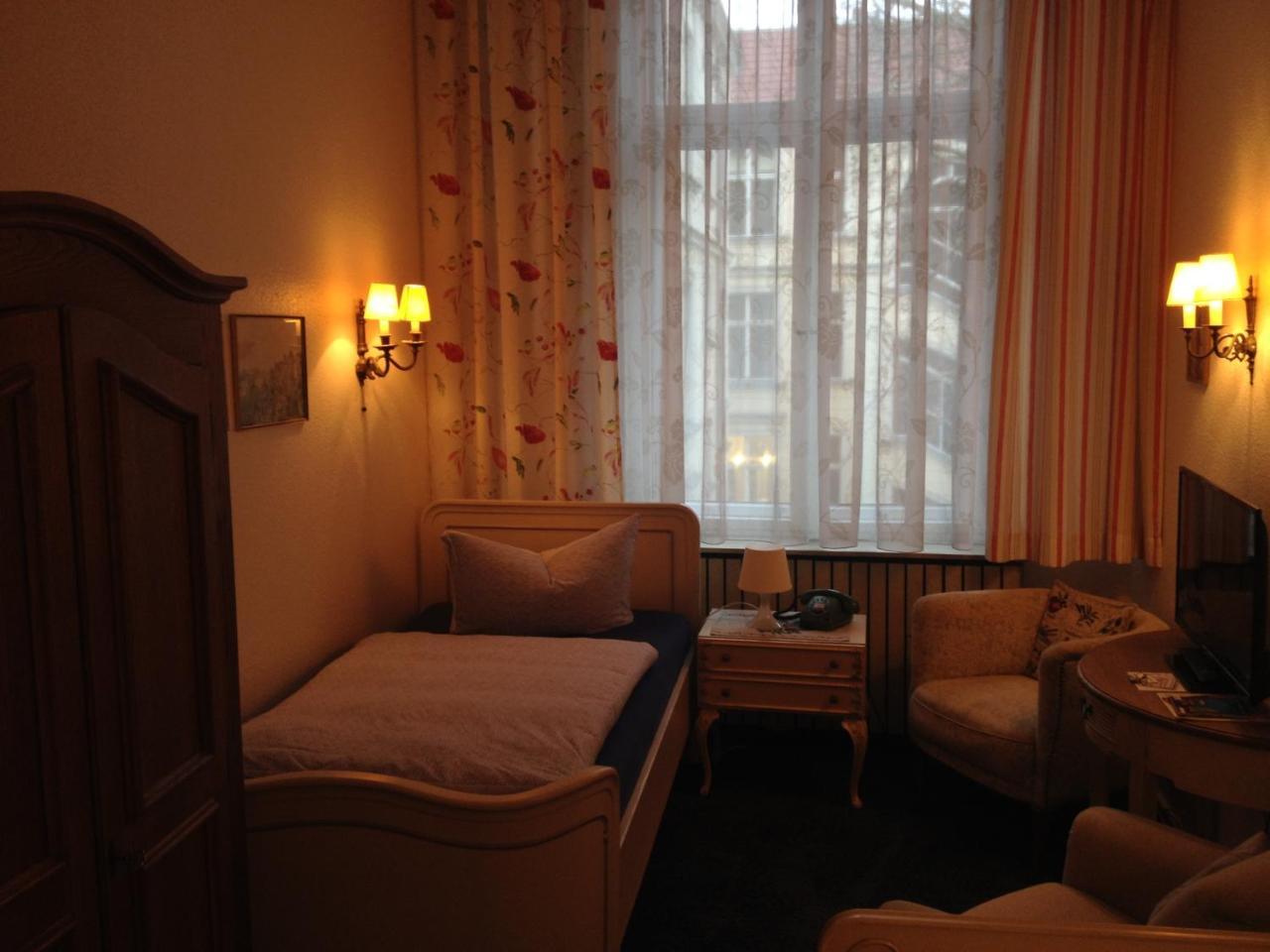 Hotel Pension Columbus Am Kurfurstendamm - Berlin — Fotos 2