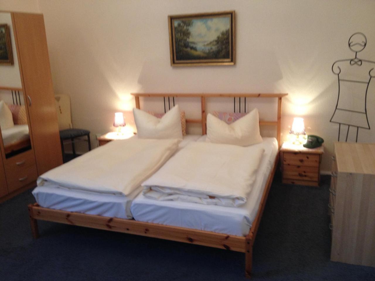 Hotel Pension Columbus Am Kurfurstendamm - Berlin — Fotos 3